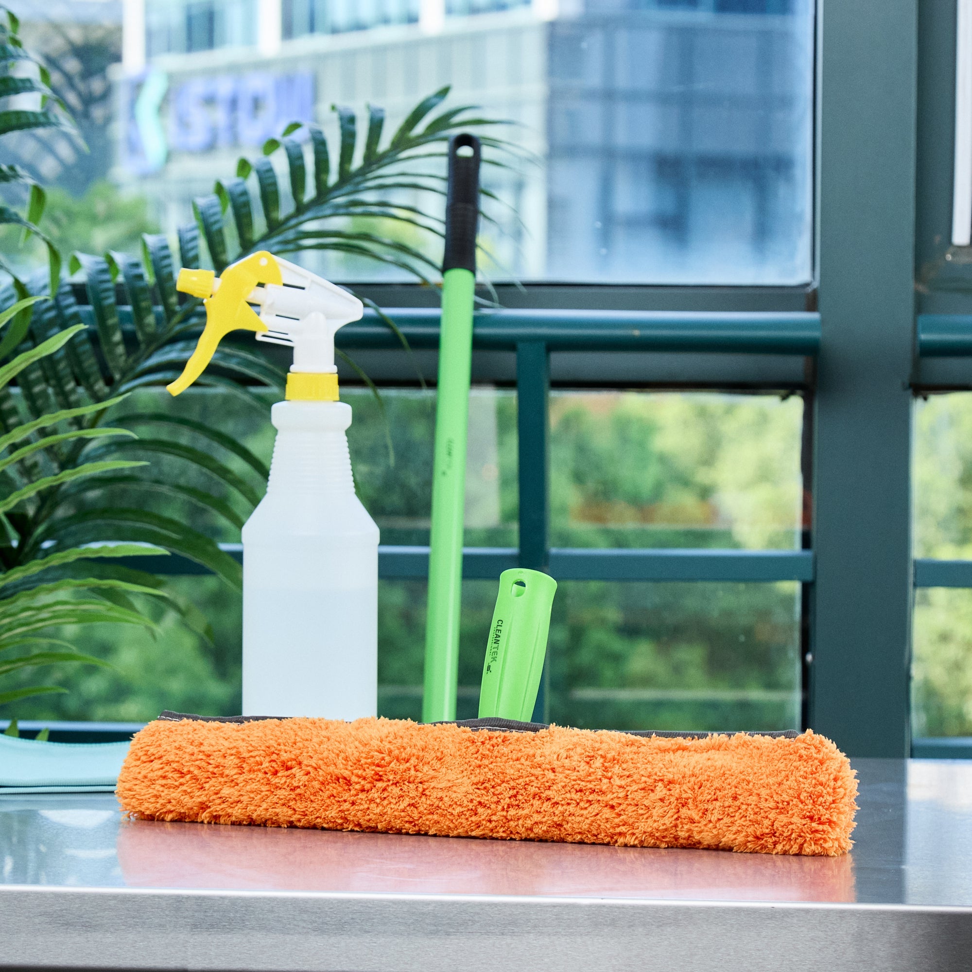 Clean Tek Professional Orange Microfiber Window Strip Washer Sleeve - with T-Bar Handle - 15" - 1 count box