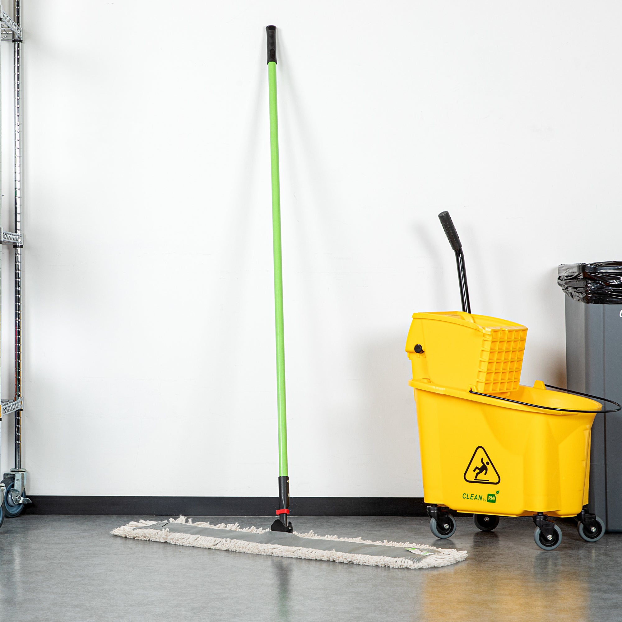 Clean Tek Professional Cotton Dust / Dry Mop - with 64" Handle - 35 3/4" x 5" - 1 count box