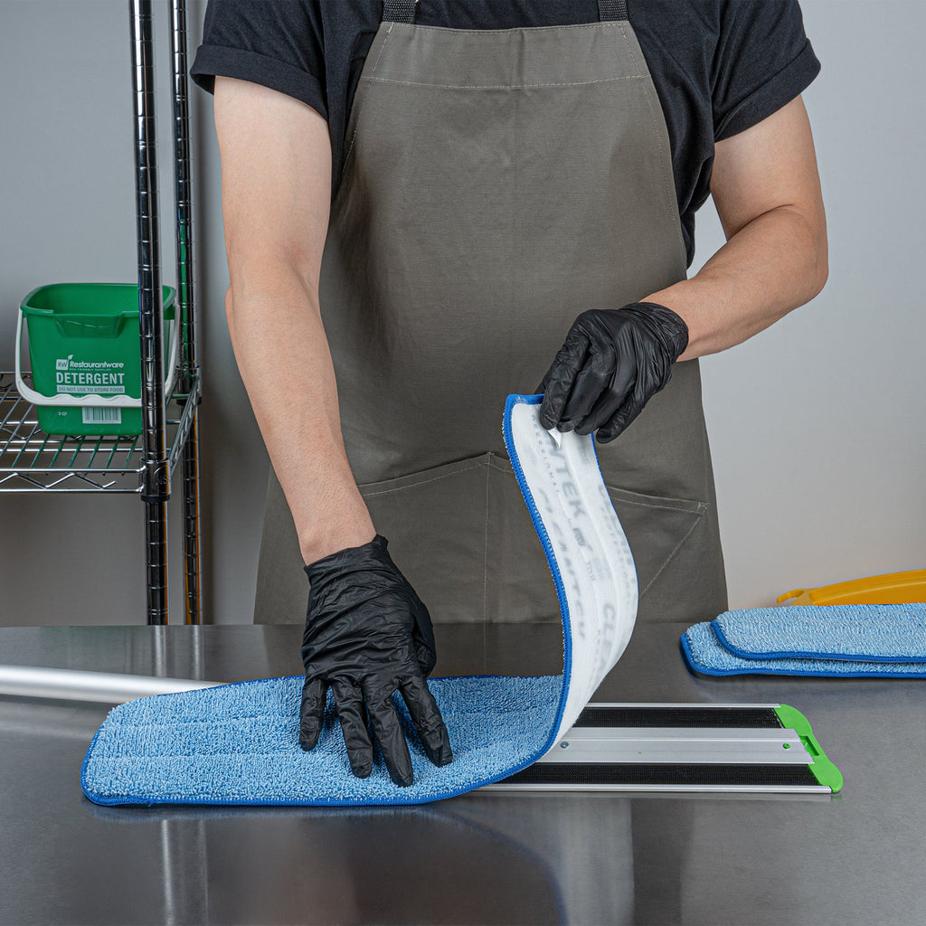 Clean Tek Professional Blue Microfiber Hook and Loop Wet / Dry Mop Pad - 25 1/2" - 1 count box