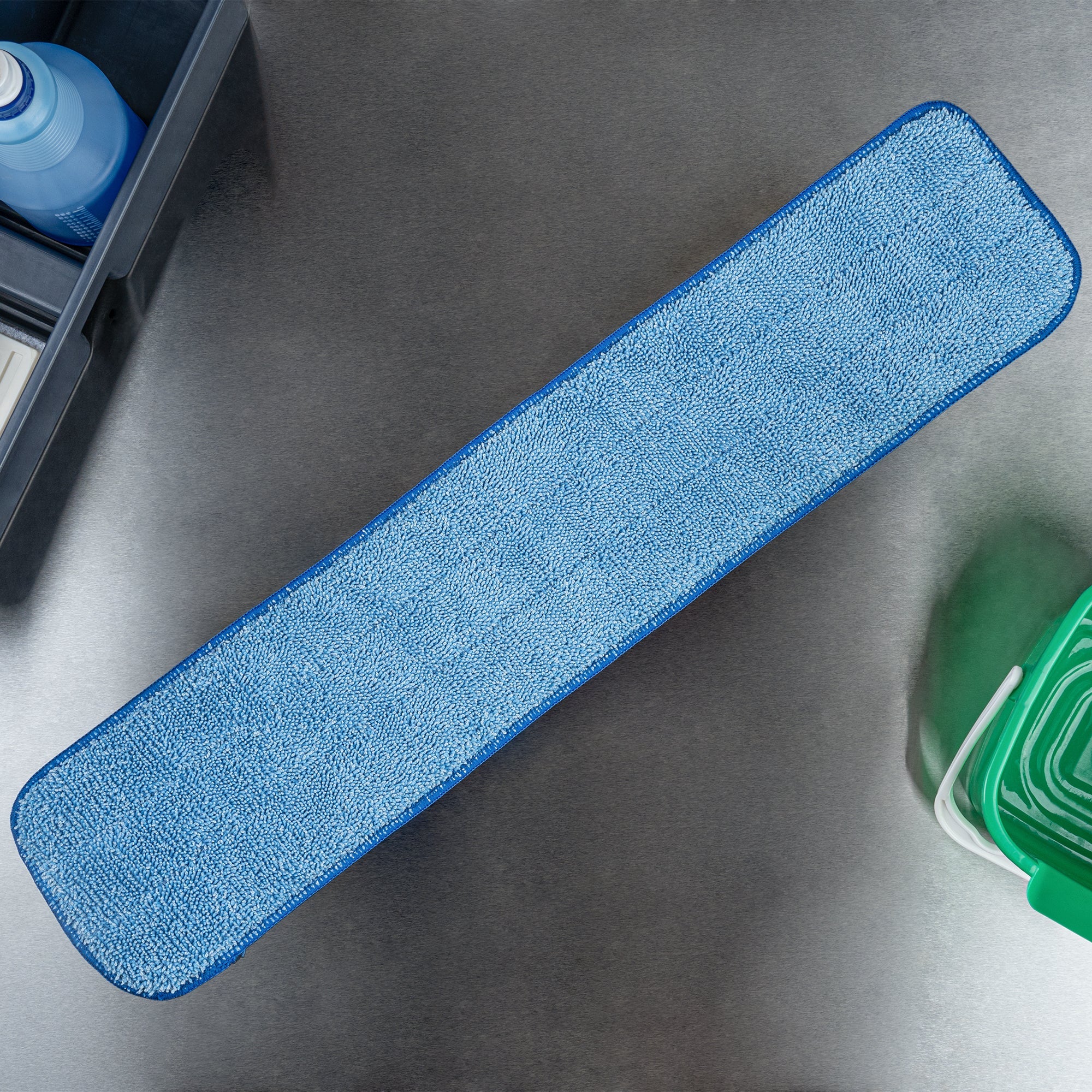 Clean Tek Professional Blue Microfiber Hook and Loop Wet / Dry Mop Pad - 25 1/2" - 1 count box