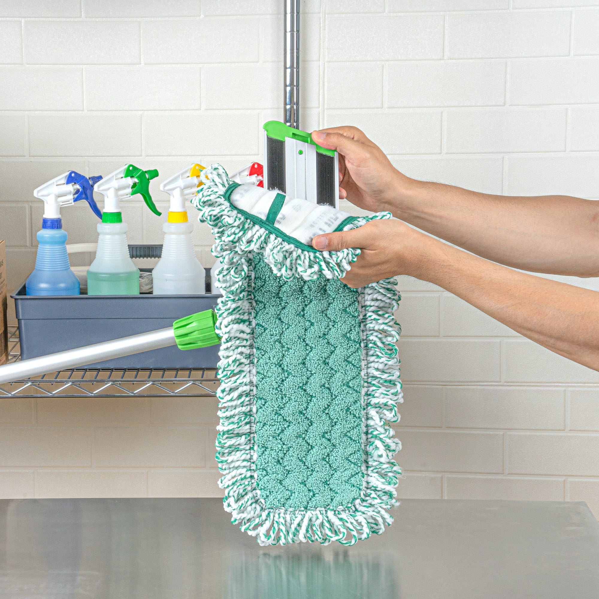 Clean Tek Professional Green Microfiber Fringed Dust Mop Pad - Zig Zag - 22" - 1 count box