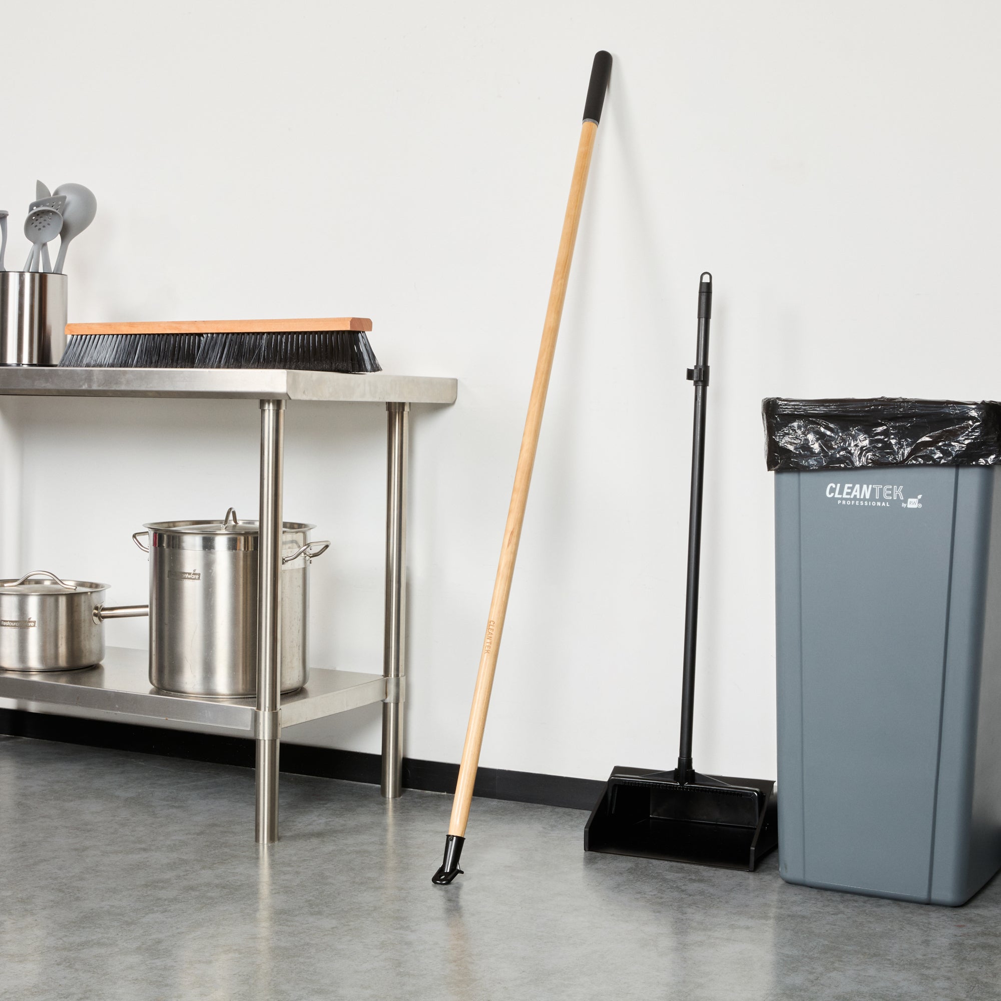 Clean Tek Professional Wood Bolt Tip Push Broom Handle - 60" - 1 count box
