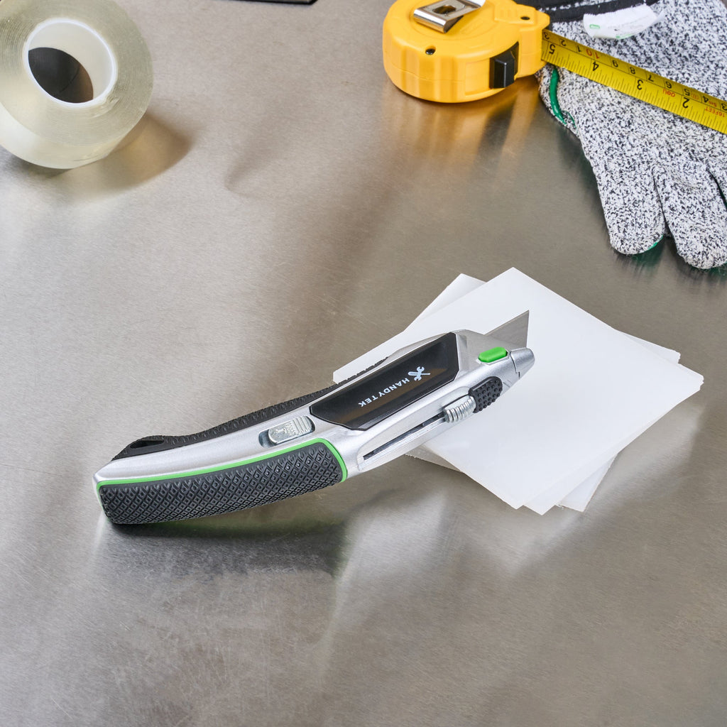 Handy Tek Silver Auto-Loading Utility Knife - Quick Change, Heavy Duty - 7" - 1 count box