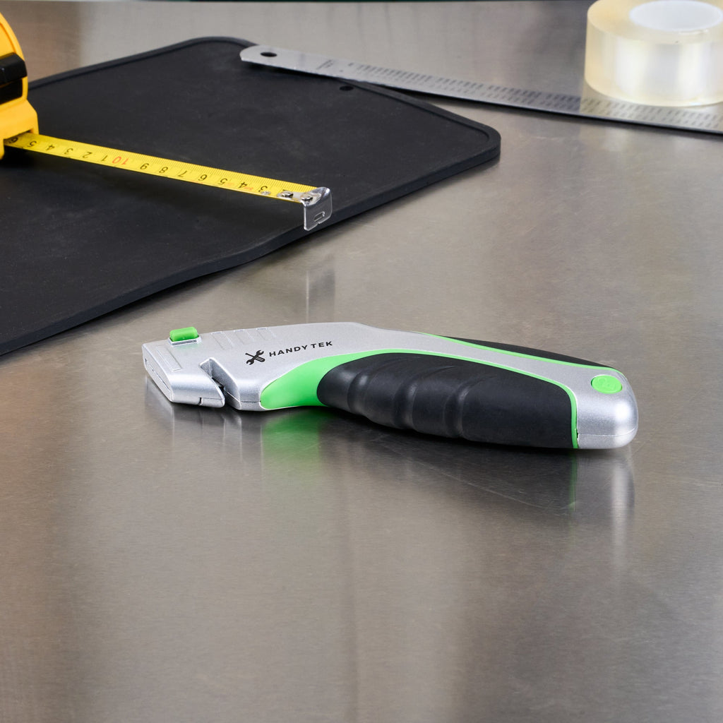 Handy Tek Silver Utility Knife - Quick Change, Heavy Duty - 7" - 12 count box