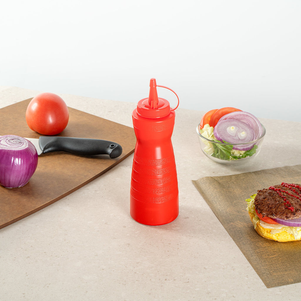 Sauce Tek 16 oz Red Plastic Squeeze Bottle - with Cap - 2 3/4" x 2 3/4" x 7 3/4" - 1 count box