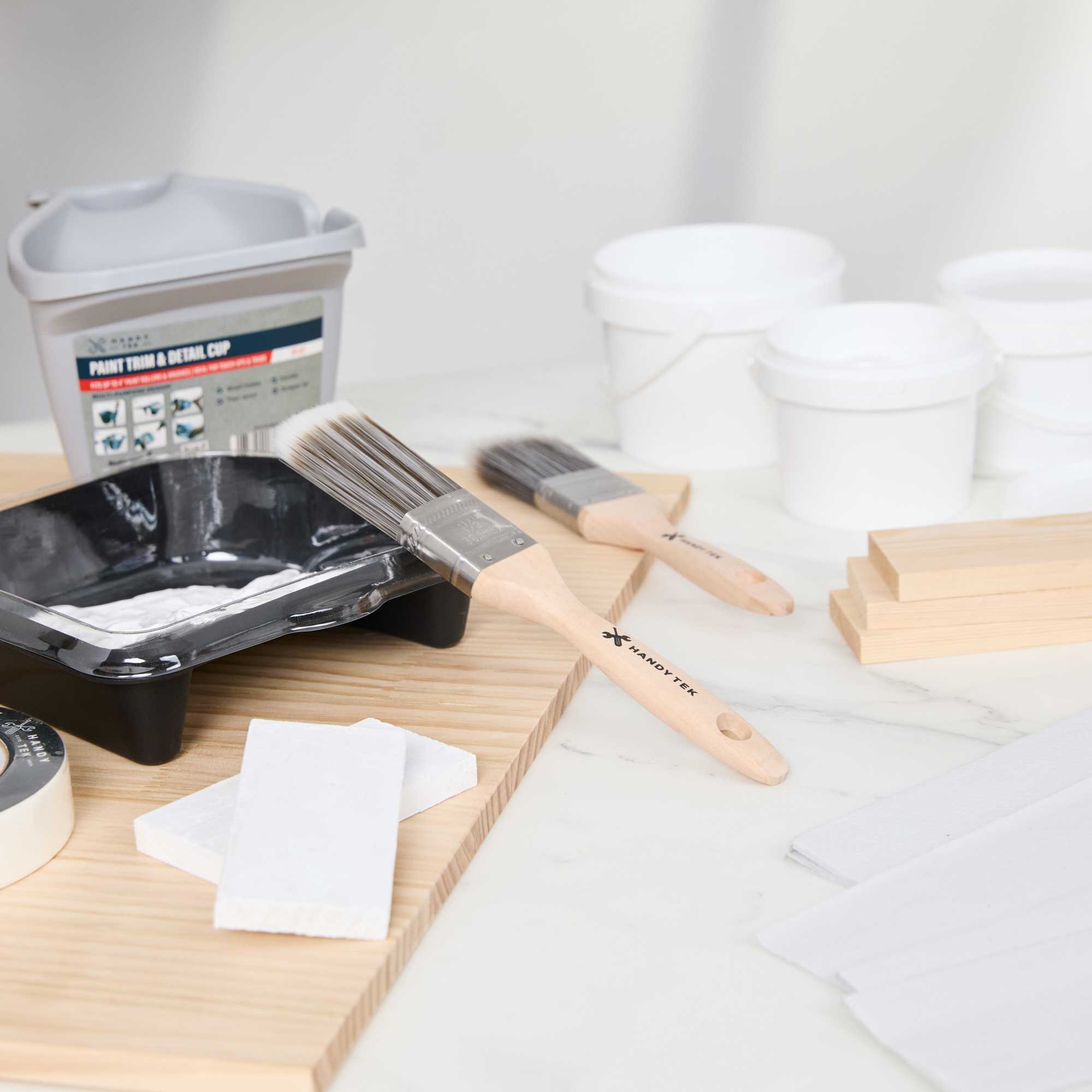 Handy Tek Synthetic Polyester Paint Brush - Flat, Beaver Tail - 1 1/2" - 1 count box