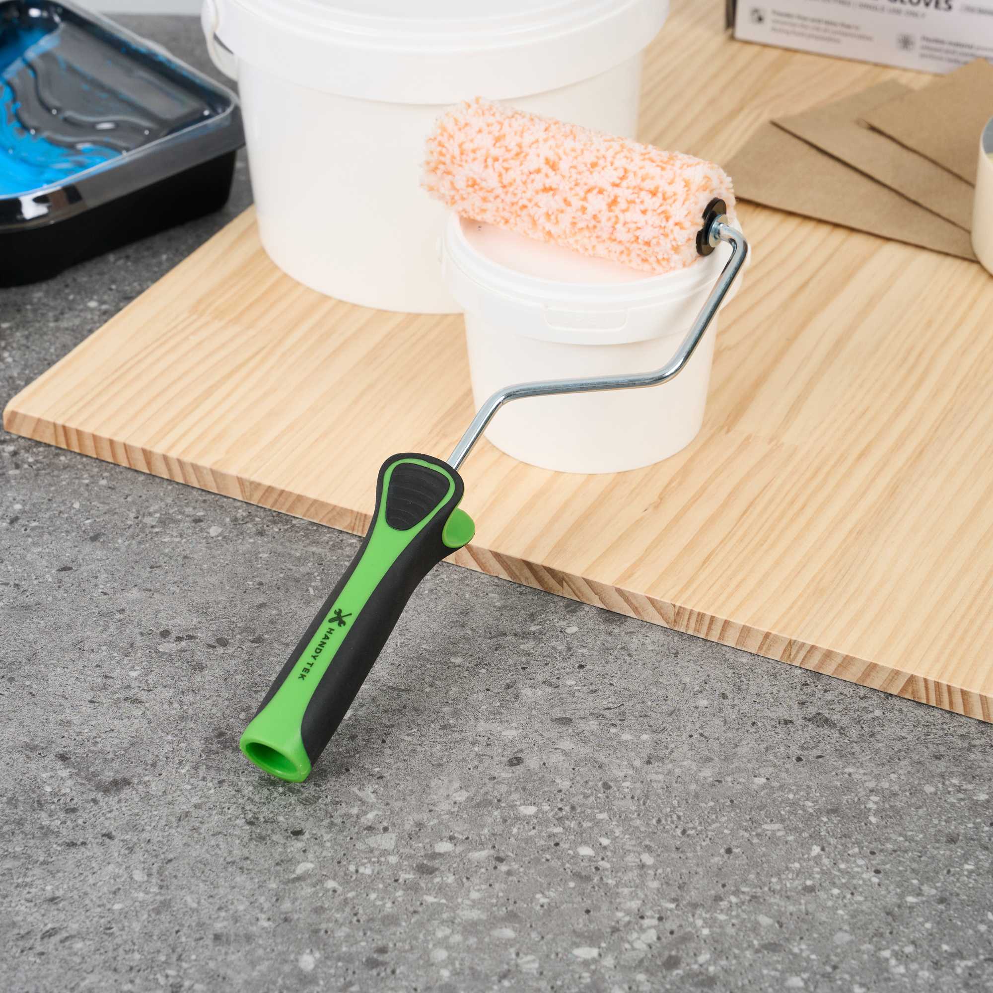 Handy Tek Jumbo Mini Roller Frame - Soft Grip Handle - 4" - 1 count box