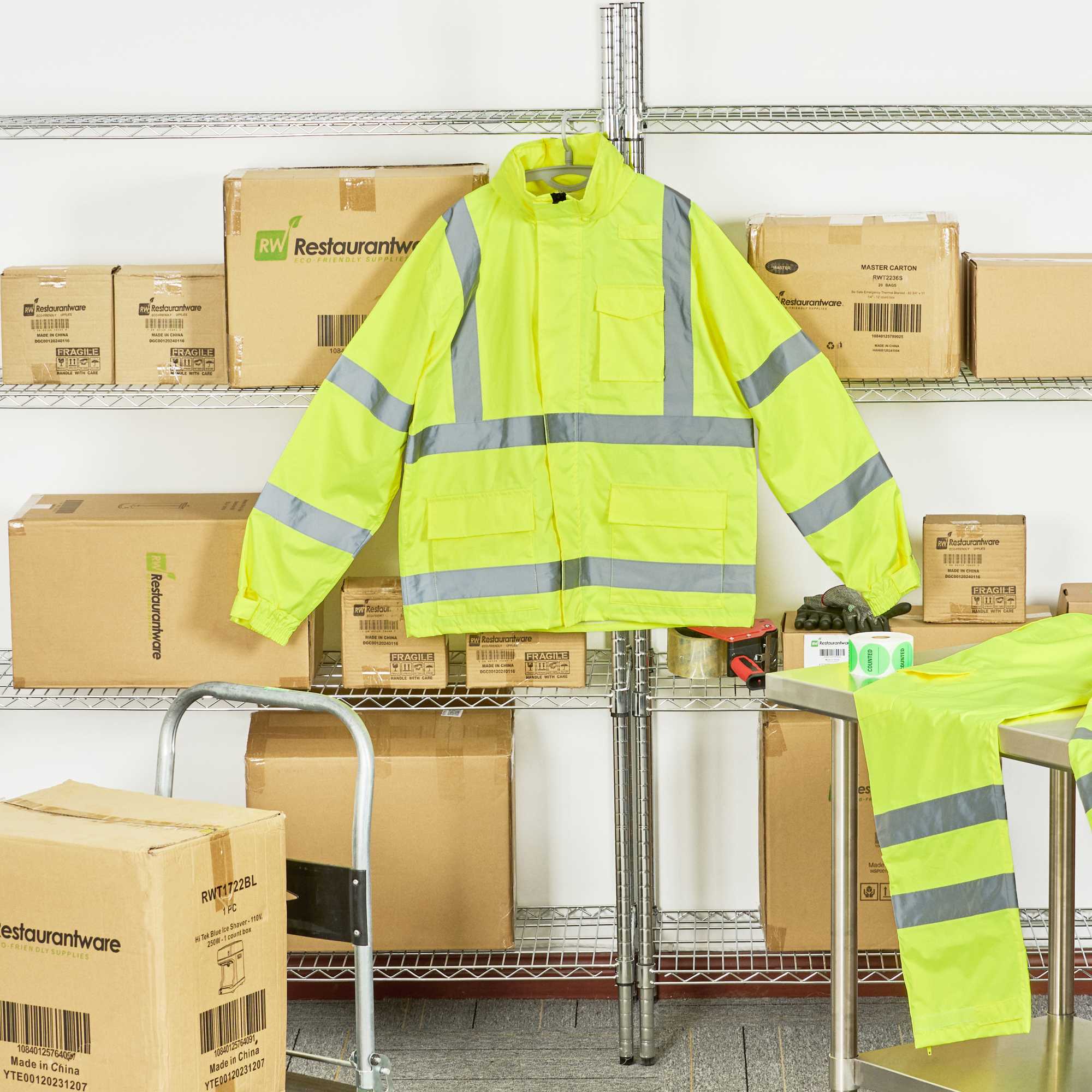 Be Safe Type R Class 3 Lime M High Visibility Lightweight Rain Jacket - Zipper Closure, Reflective Tape - 20 count box