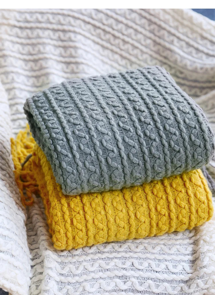 DecorBites™ Geometric Knit Sofa Blanket with Tassels