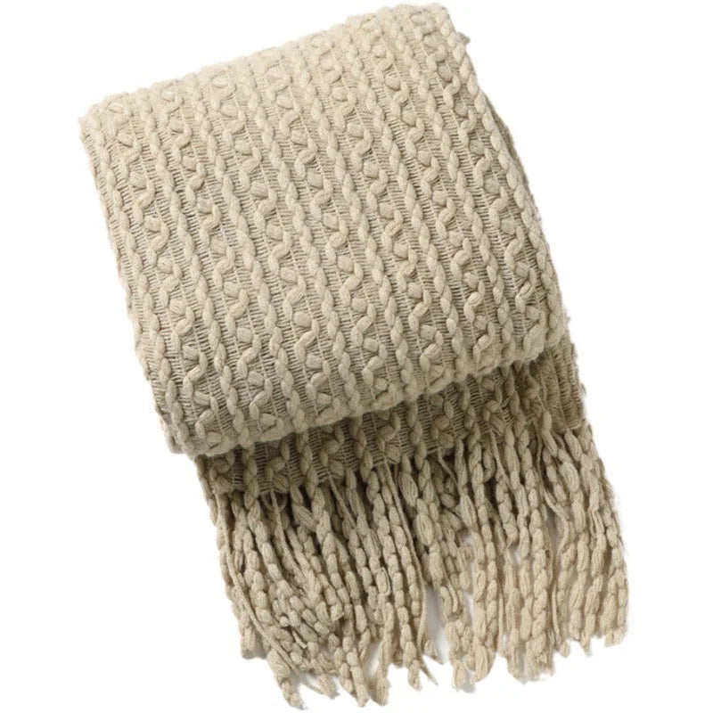 DecorBites™ Geometric Knit Sofa Blanket with Tassels