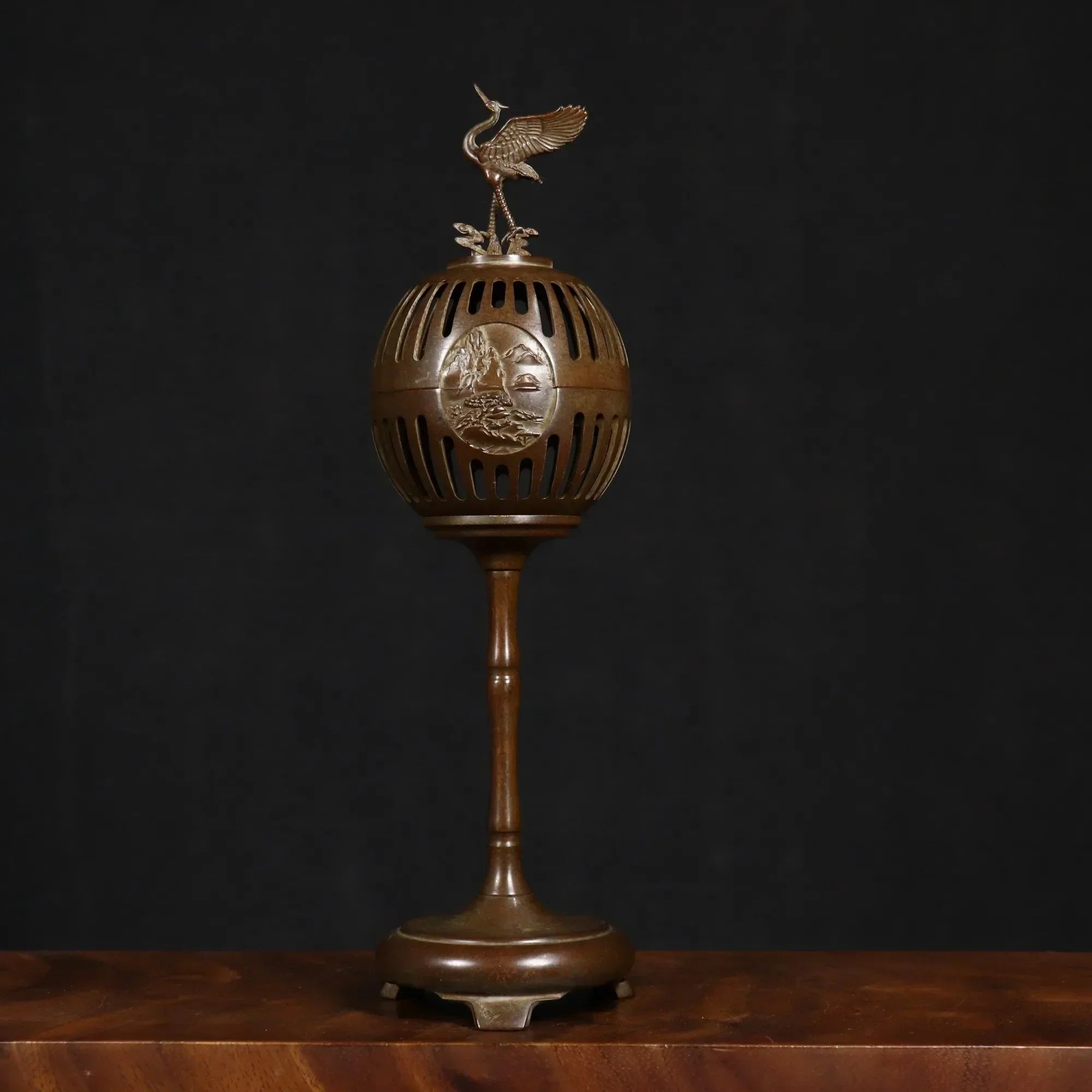 DecorBites™ Crane Incense Burner - Su Gong Craftsmanship, Elegant Home Décor Piece