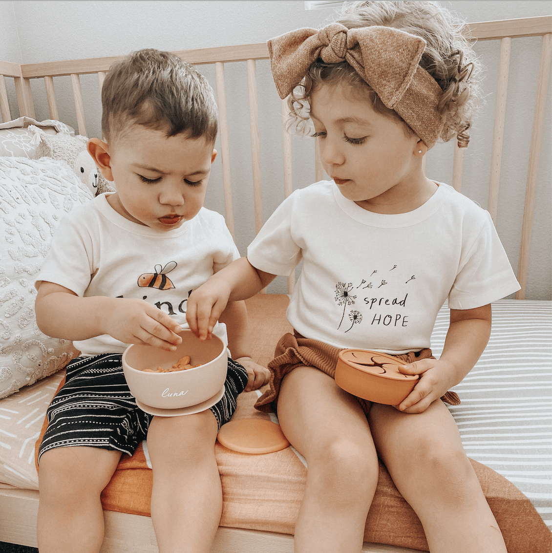 graphic tee | bumble bee kind