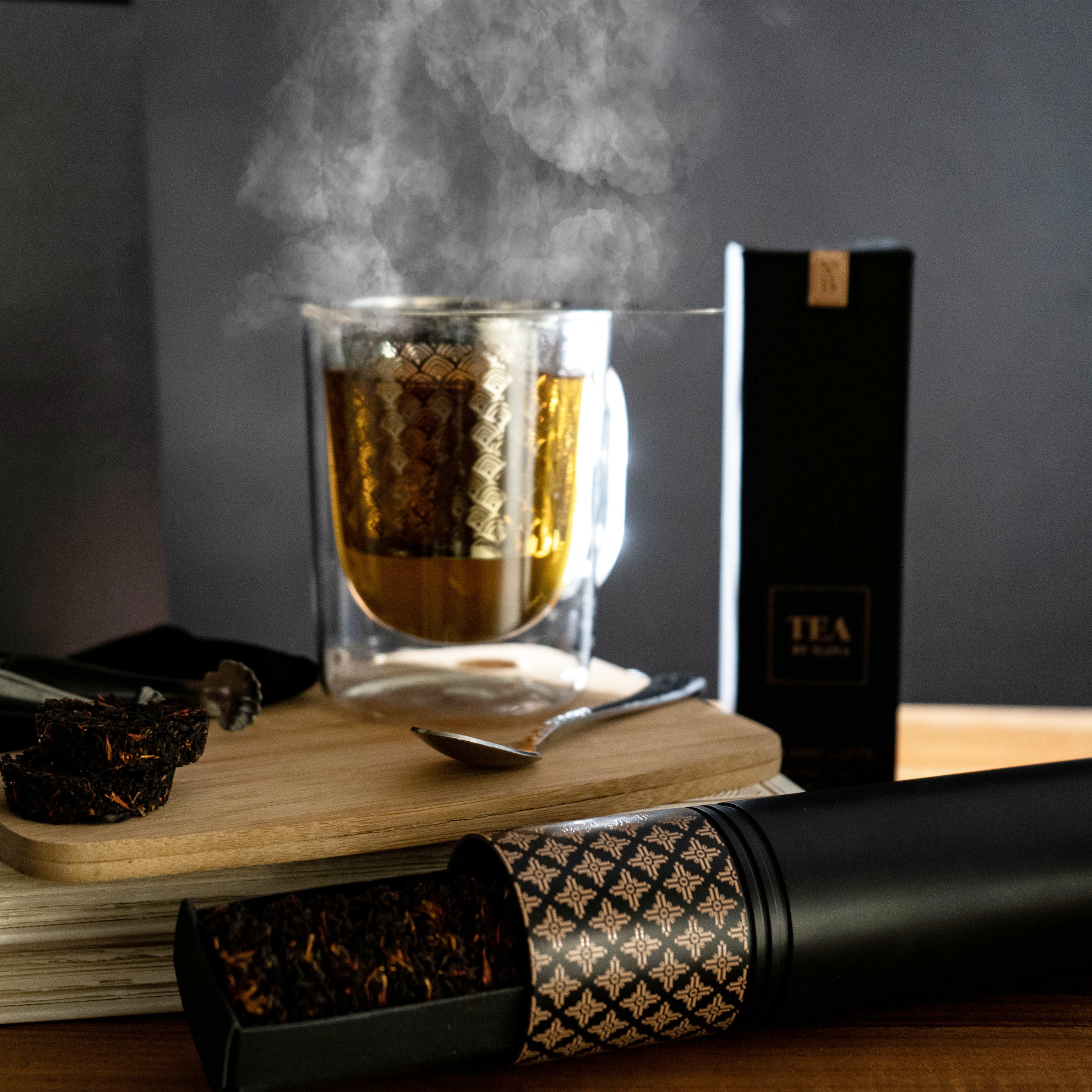 iLOLA Humidor Starter Set – Tea Aging + Storage System