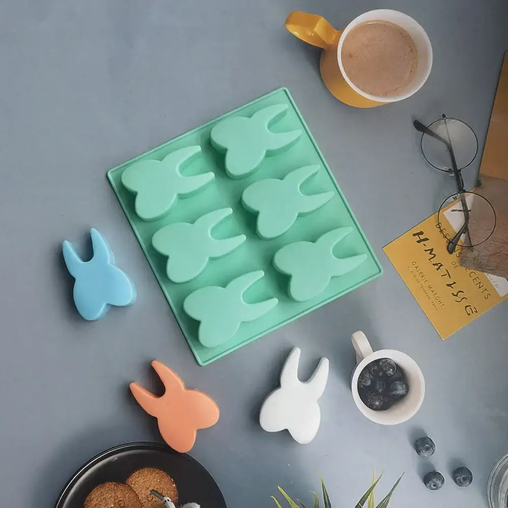 Mint green bunny tooth silicone mold kitchen baking tool