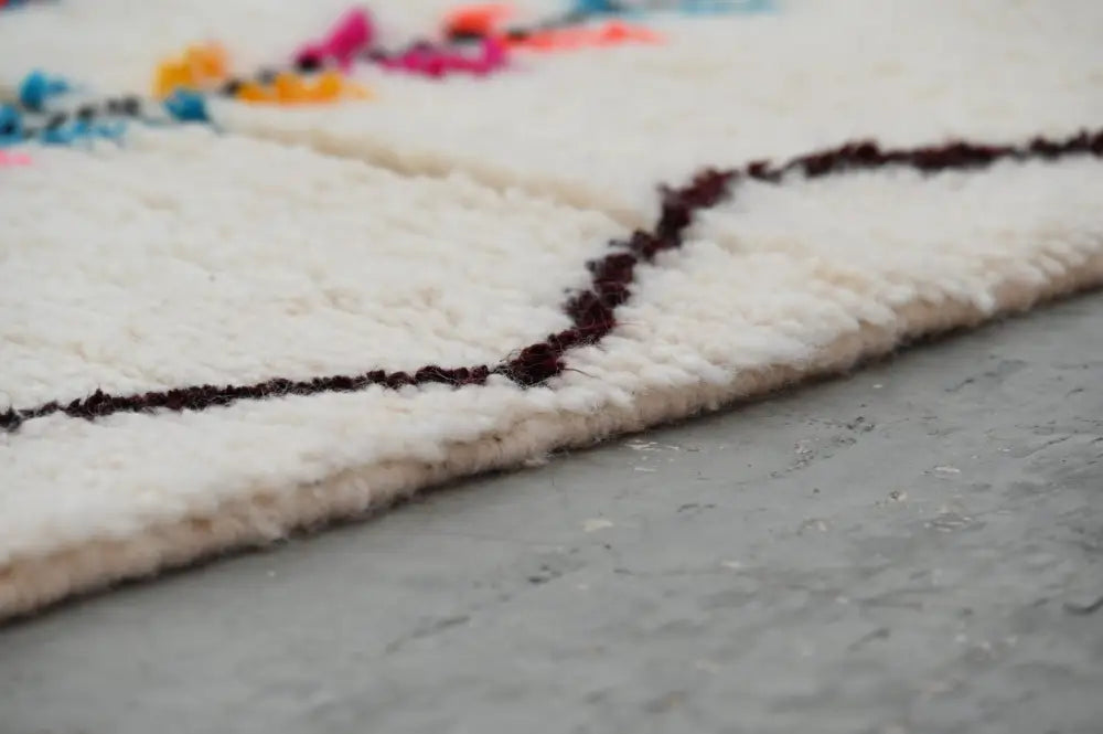 Handmade moroccan azilal rug beige geometric bedroom carpet