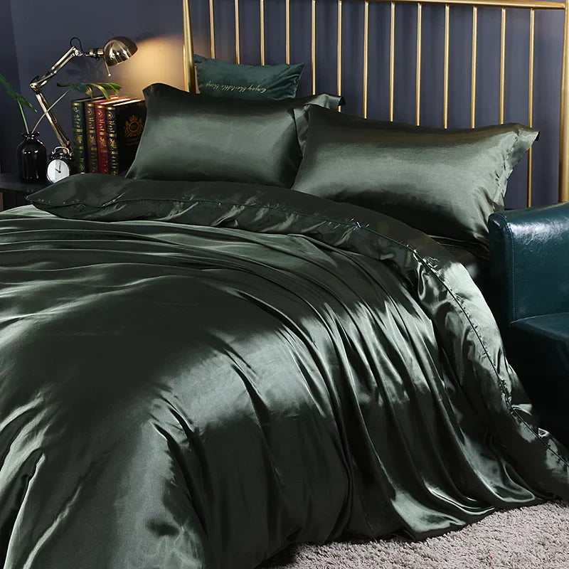 Luxurious emerald green satin duvet cover set bedroom bedding