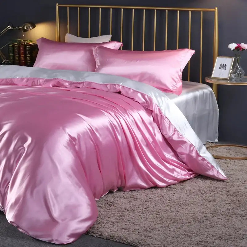 Luxurious emerald green satin duvet cover set bedroom bedding