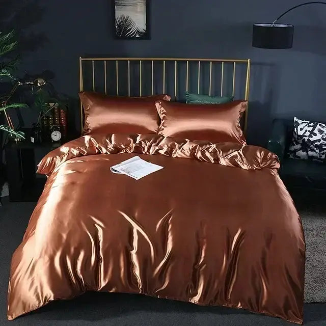 Luxurious emerald green satin bedding set with duvet cover bedroom