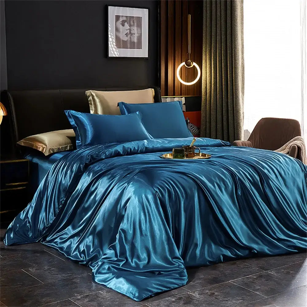 Luxurious emerald green satin duvet cover set bedroom bedding