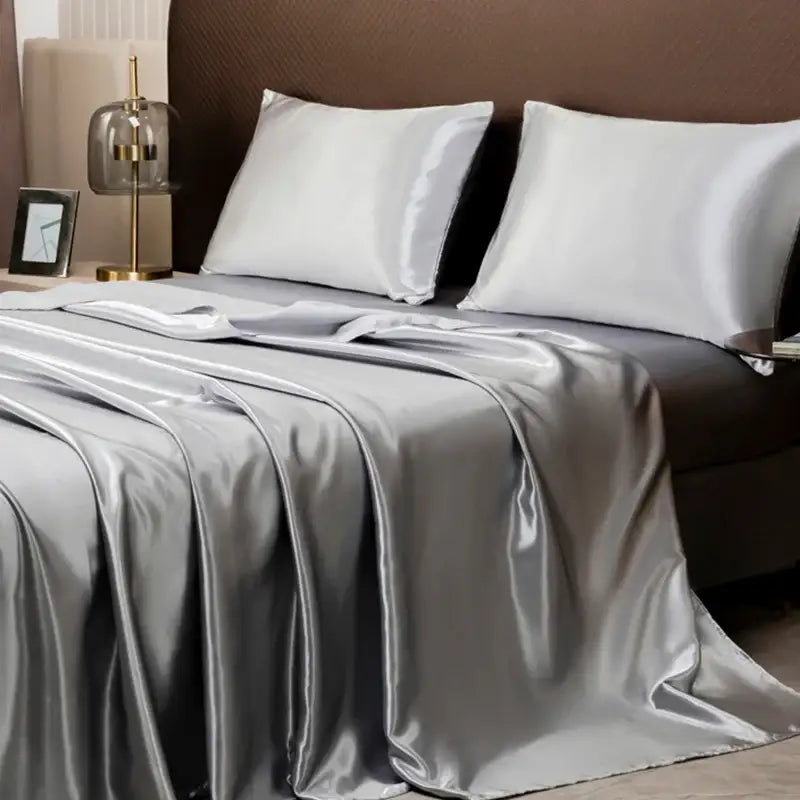 Opulent cream satin bedding set with fitted sheet for bedroom