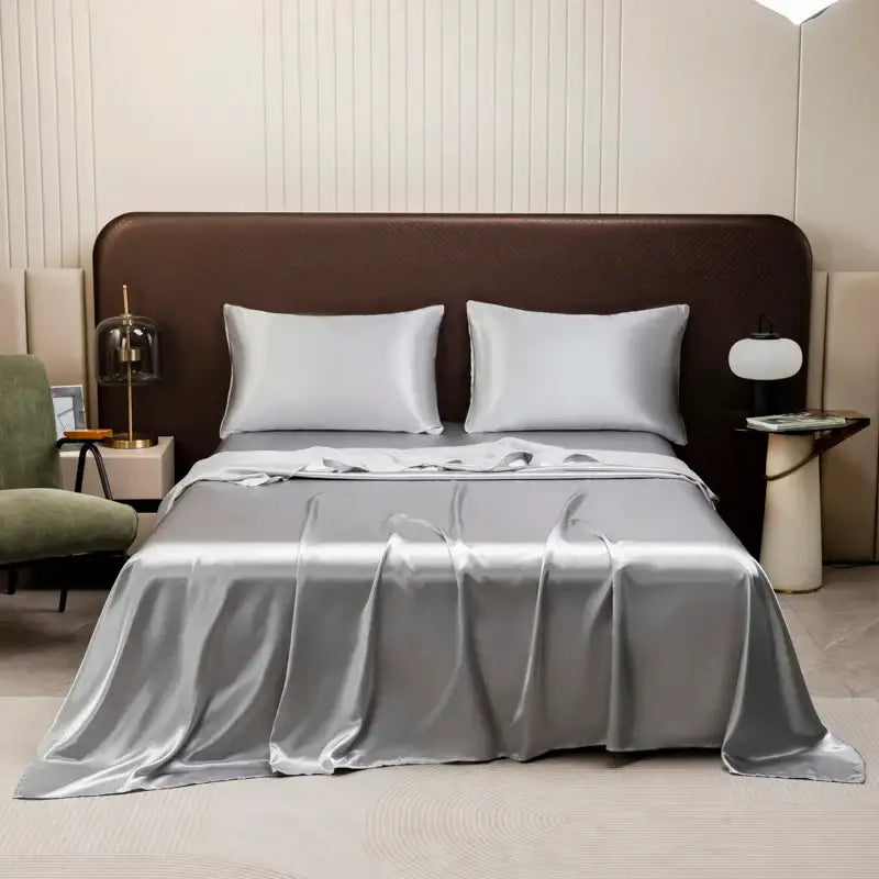 Opulent cream satin bedding set with fitted sheet for bedroom