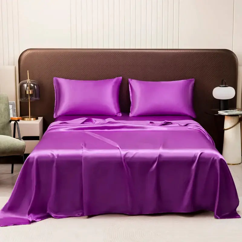 Opulent cream satin bedding set with fitted sheet for bedroom