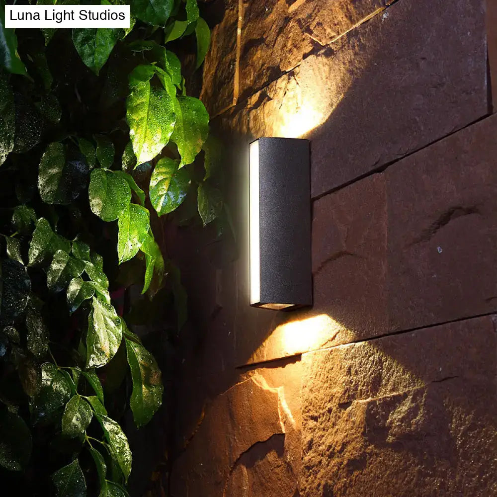 DecorBites™ Simple Style Matte Black Rectangle LED Wall Light Metallic Sconce Lamp - Outdoor Use