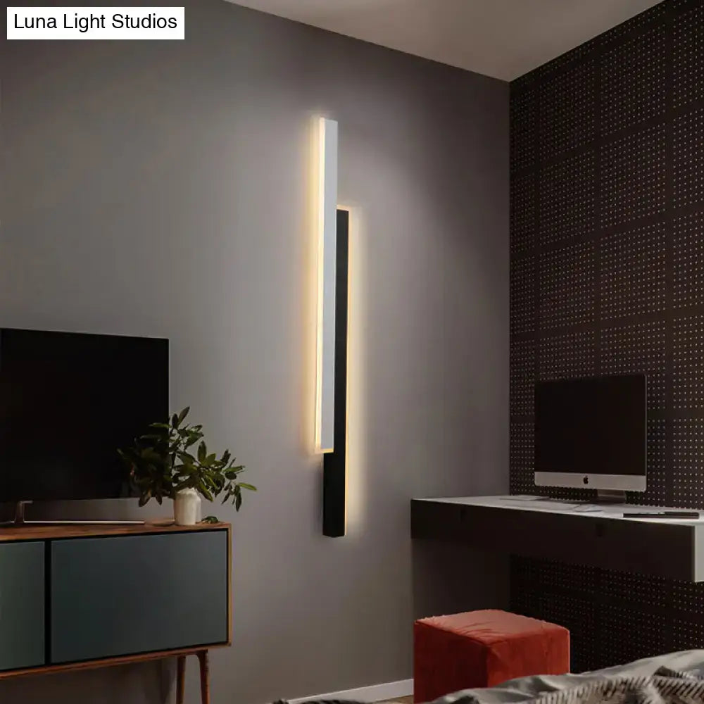 Modern black & white linear led wall light for corridor