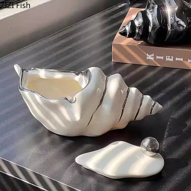 Silver white ceramic conch ashtray living room windproof shell decor