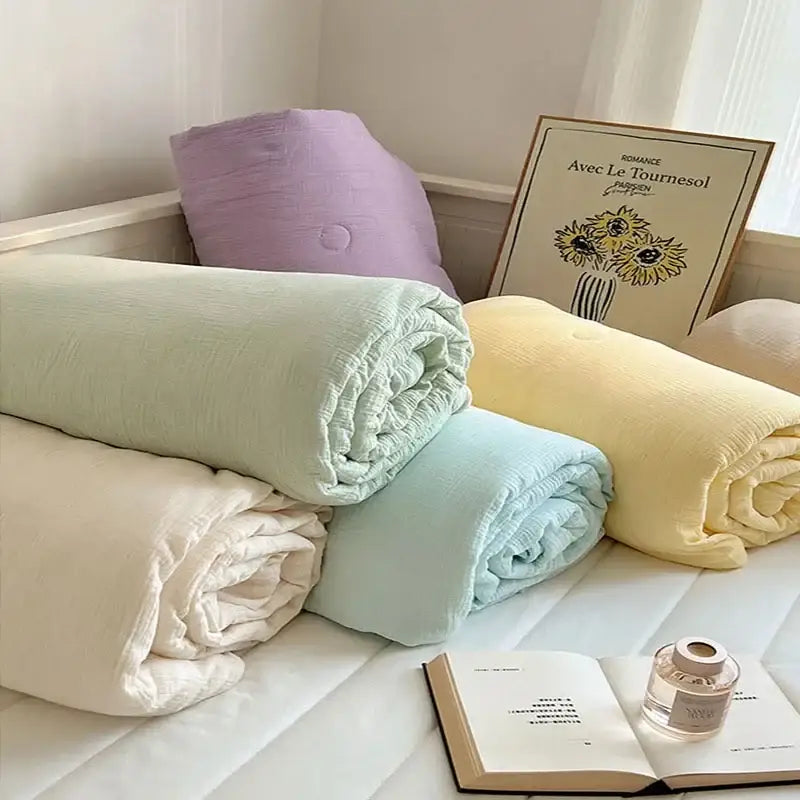 DecorBites™ Cooling Wrinkled Yarn Summer Blanket - Breathable & Thin Comforter